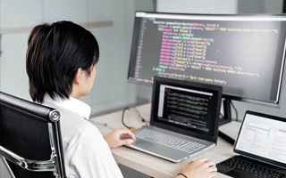 沧州 api php源码,下载的php源码怎么运行呢？